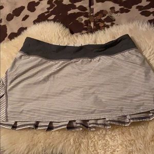 Lululemon tennis skort size 10 striped